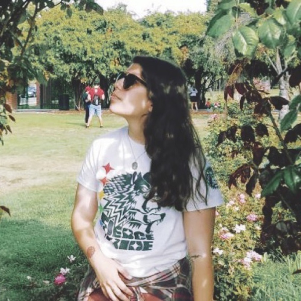 Meet your Posher, Cayman